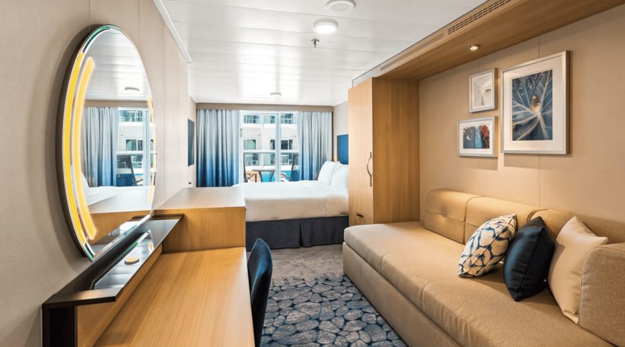 Каюта с балконом на Boardwalk на Symphony of the Seas