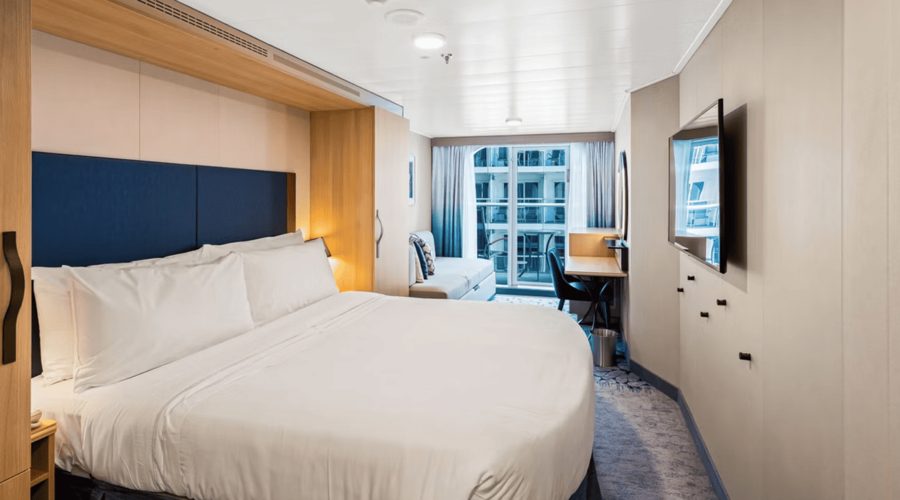 Каюта с видом в парк на Symphony of the Seas