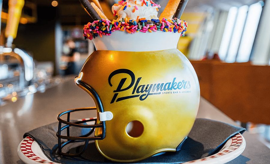 Спортивный бар Playmakers на Symphony of the Seas