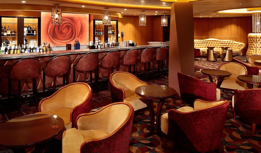 Латиноамериканский бар Boleros на Symphony of the Seas